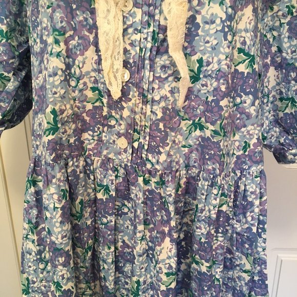 SOLD LAURA ASHLEY floral 100% cotton dress with lace collar vintage charm! - Picture 5 of 10